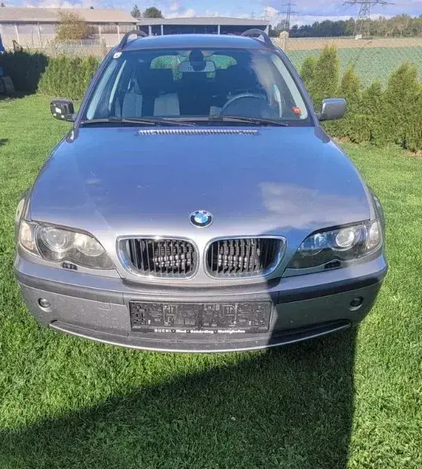 BMW 3 Series 2003 photo 3
