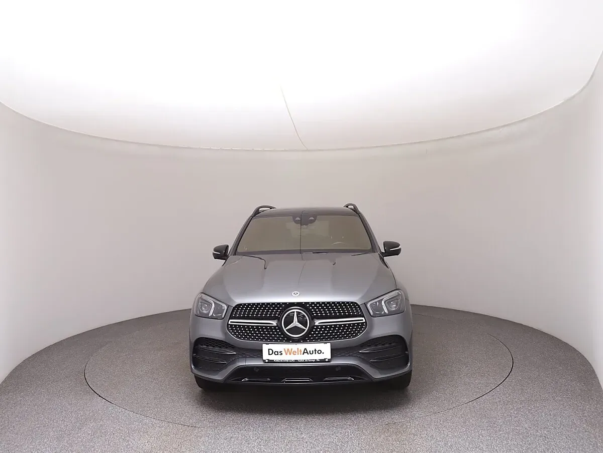 Mercedes-Benz Gle-Class 2023 photo 3