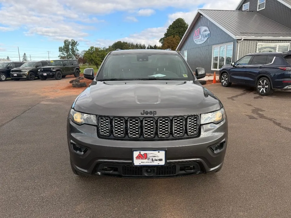 Jeep Grand Cherokee 2021 photo 2