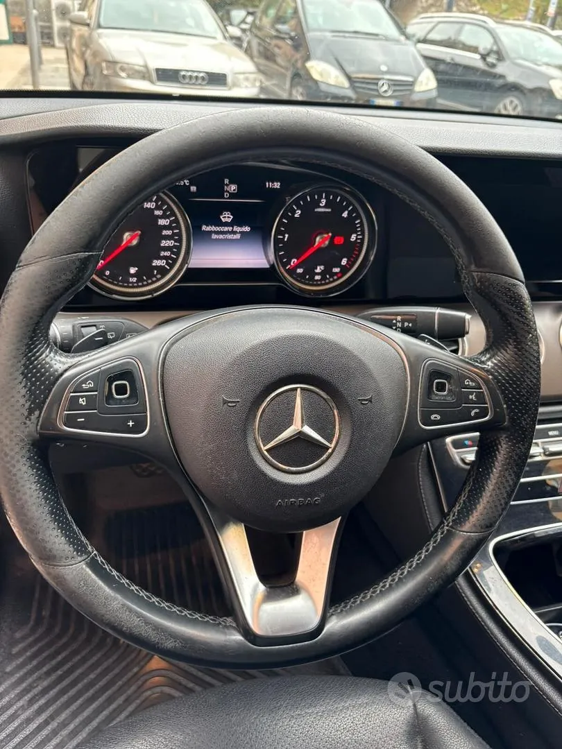 Mercedes-Benz E 220 D 2017 photo 4