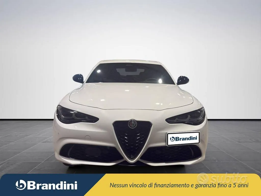 Alfa Romeo Giulia 2025 photo 3