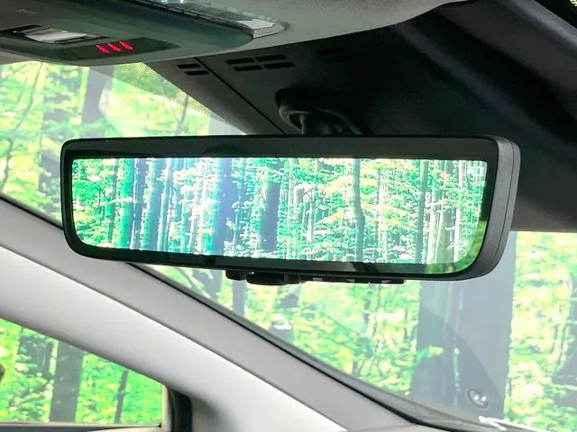 Toyota Prius Z 2024 photo 3