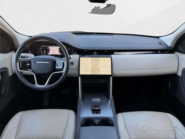 Land Rover Discovery Sport 2024 photo 4