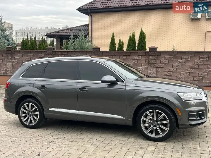 Audi Q7 2018 photo 3