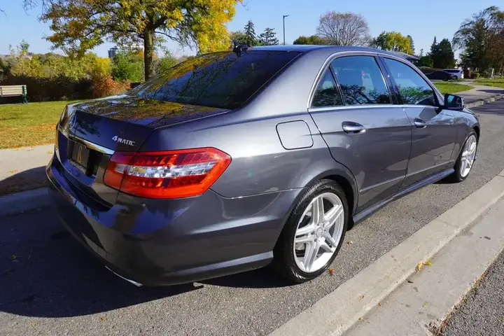Mercedes-Benz E-Class 2013 photo 4