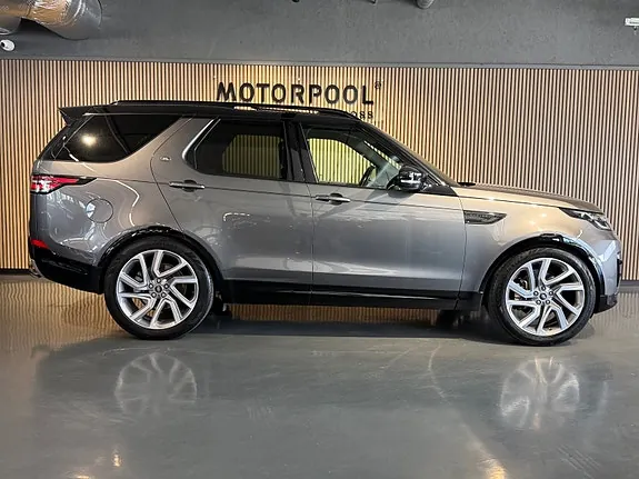 Land Rover Discovery 5 2017 photo 2