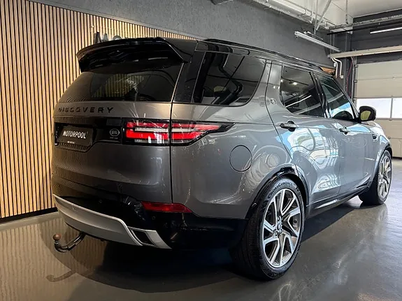 Land Rover Discovery 5 2017 photo 3