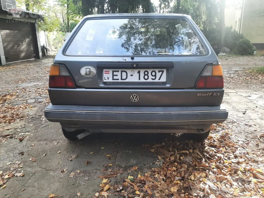 Volkswagen Golf 2