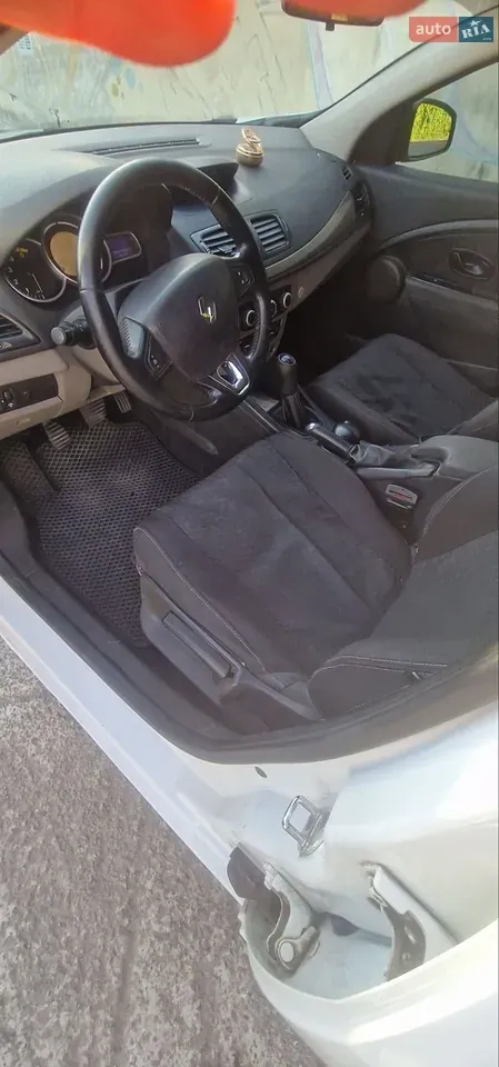 Renault Megane 2010 photo 5