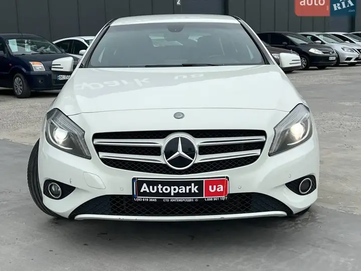 Mercedes-Benz A-Class 2012 photo 2