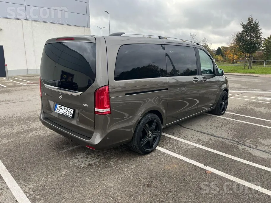 Mercedes-Benz V-Class 2015 photo 3