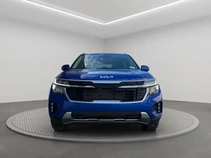 Kia Seltos 2024 photo 2