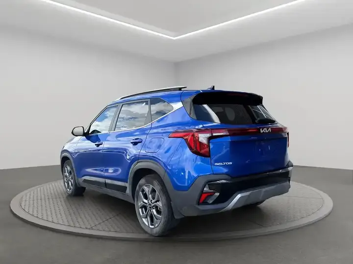 Kia Seltos 2024 photo 4