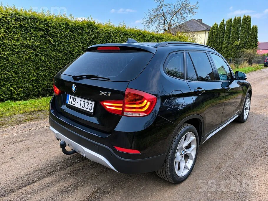 BMW X1 2015 photo 4