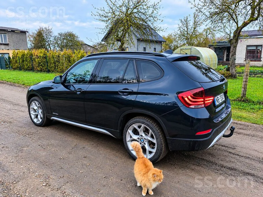 BMW X1 2015 photo 3
