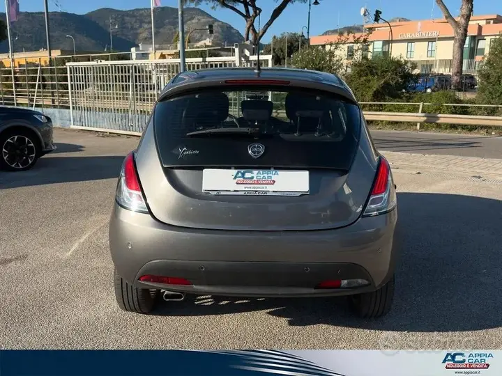 Lancia Ypsilon 2015 photo 5