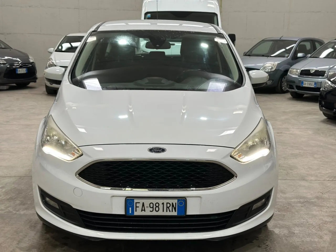 Ford C-Max 2015 photo 2