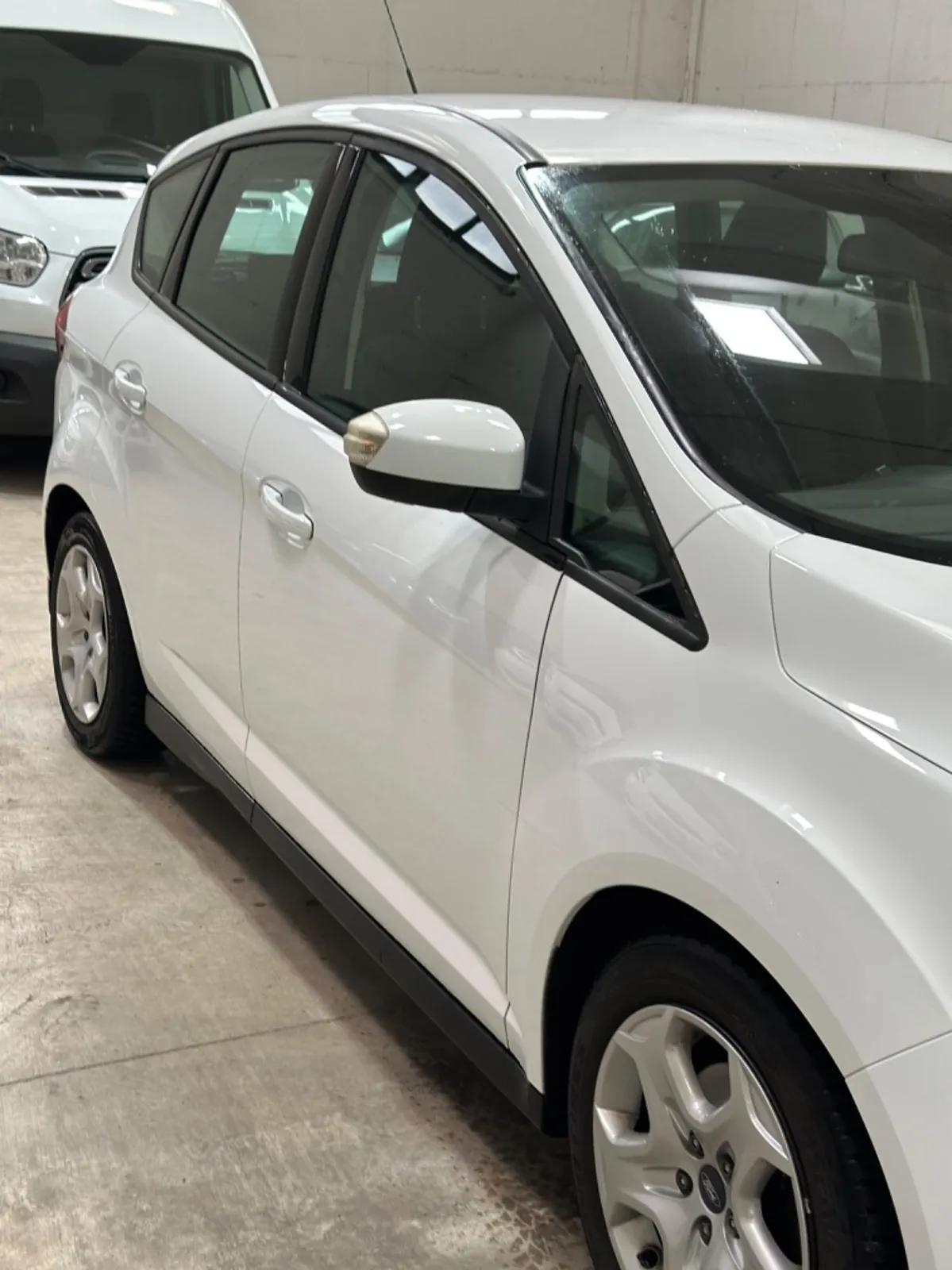 Ford C-Max 2015 photo 5