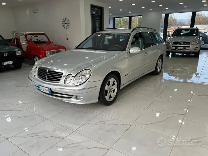 Mercedes-Benz E 280
