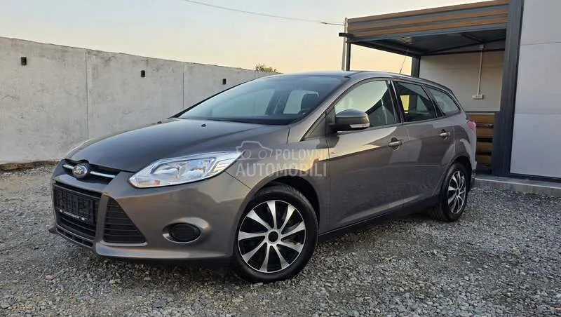 Ford Focus 2013 photo 2