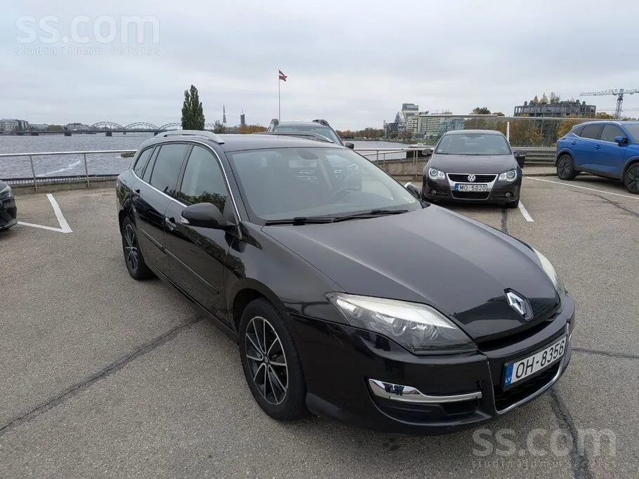 Renault Laguna 2015 photo 2