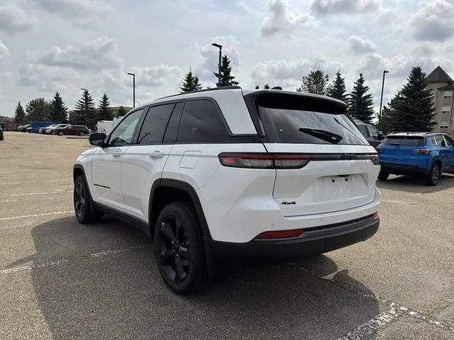 Jeep Grand Cherokee 2026 photo 5