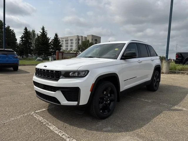 Jeep Grand Cherokee 2026 photo 3