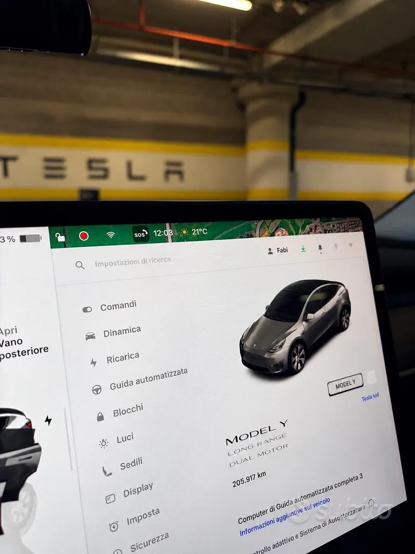 Tesla Model Y 2022 photo 2