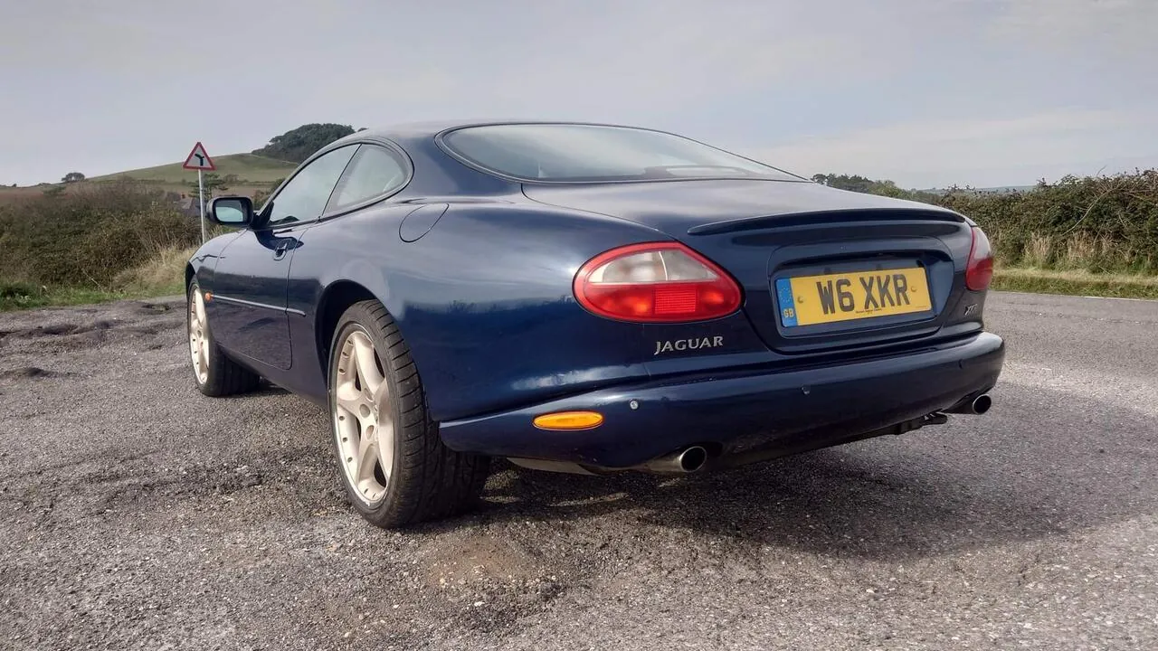 Jaguar Xkr 2000 photo 4