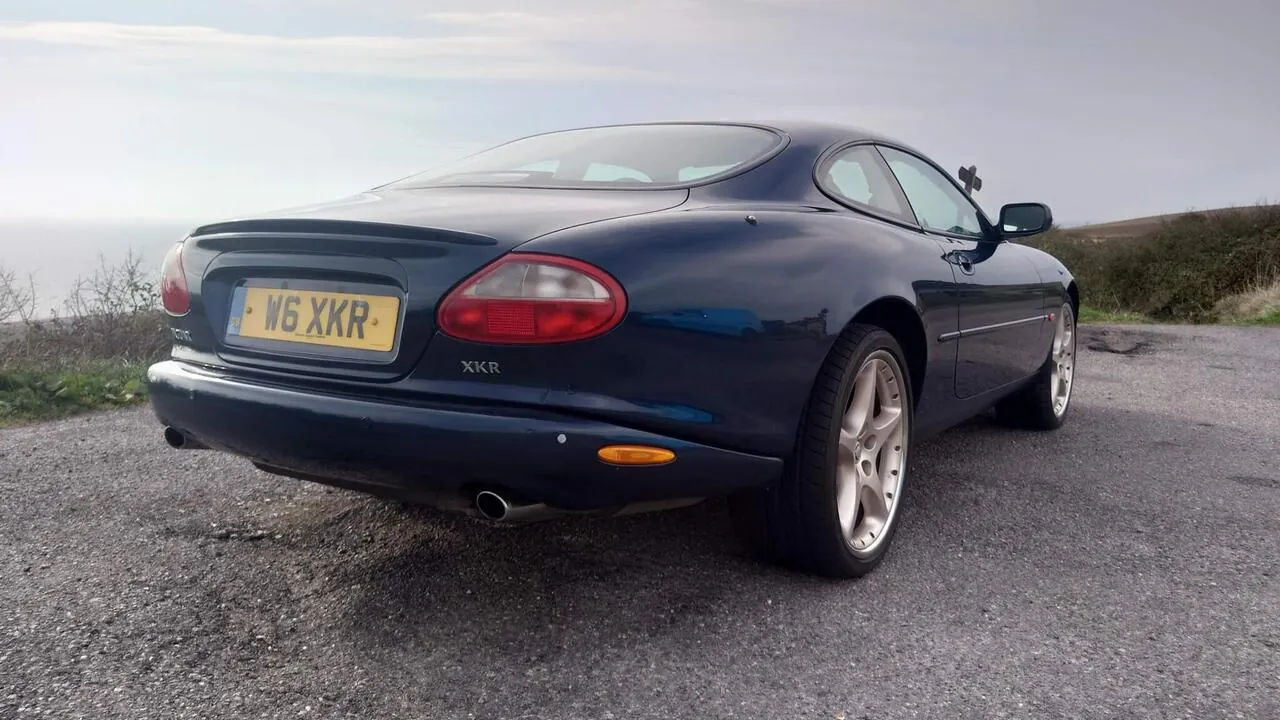 Jaguar Xkr 2000 photo 5