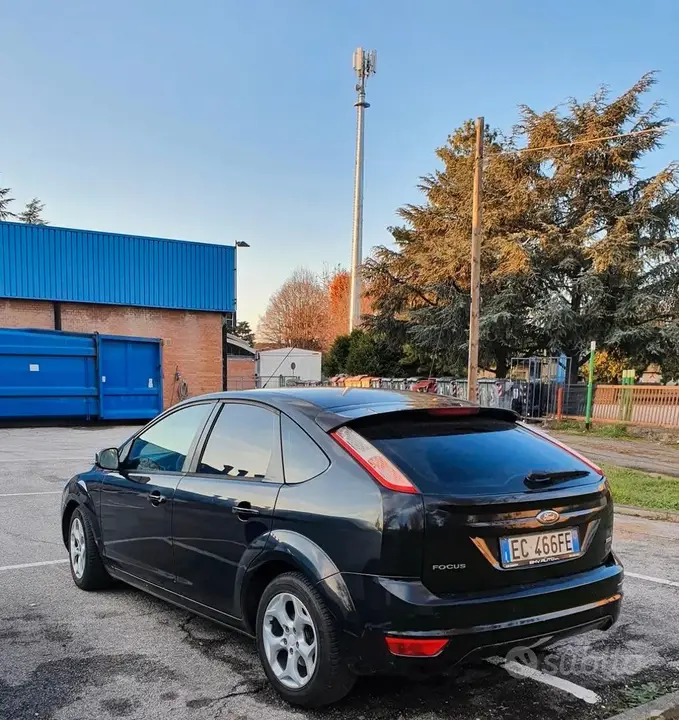 Ford Focus 2010 photo 4