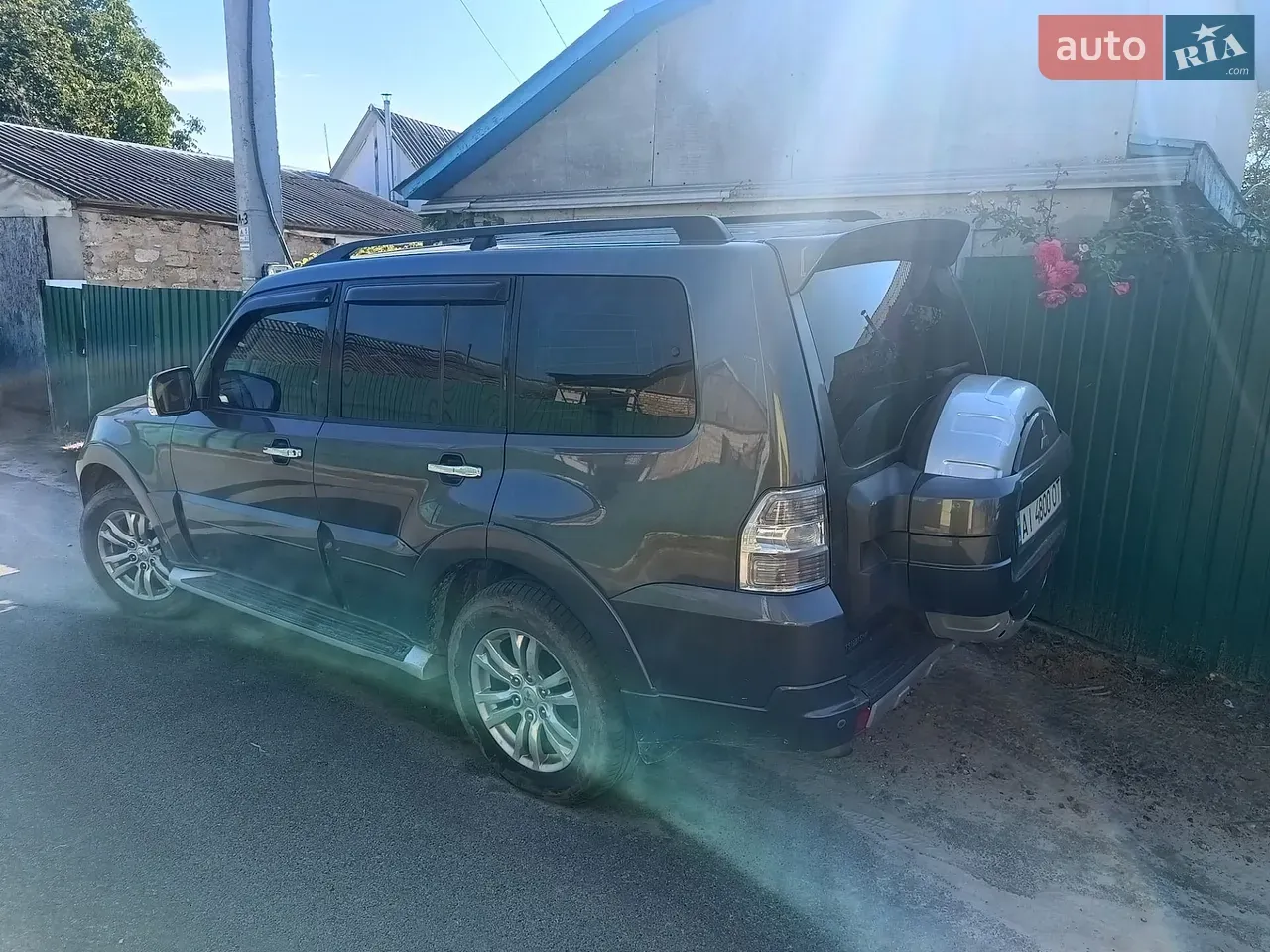 Mitsubishi Pajero Wagon 2014 photo 3