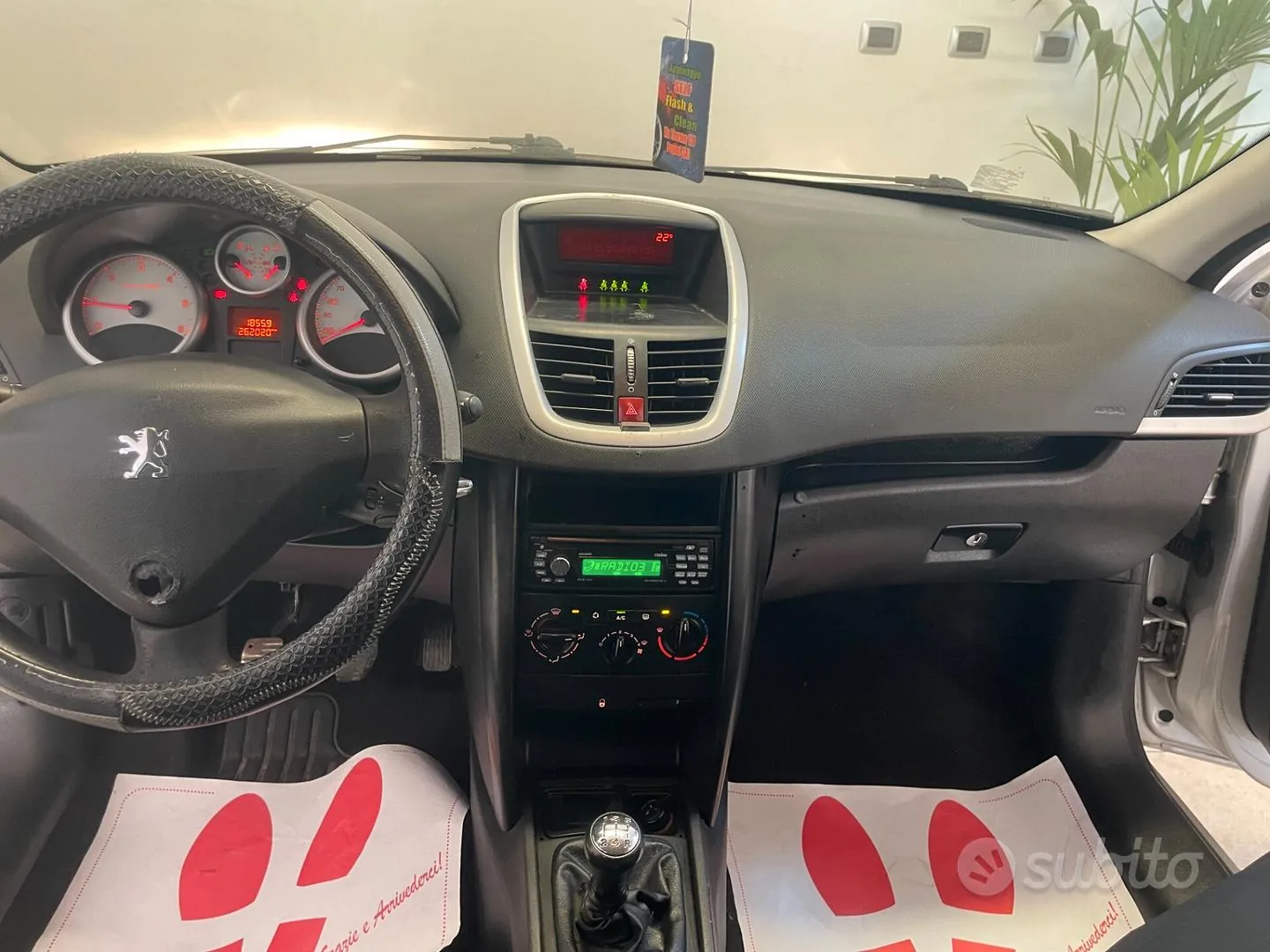 Peugeot 207 2007 photo 4
