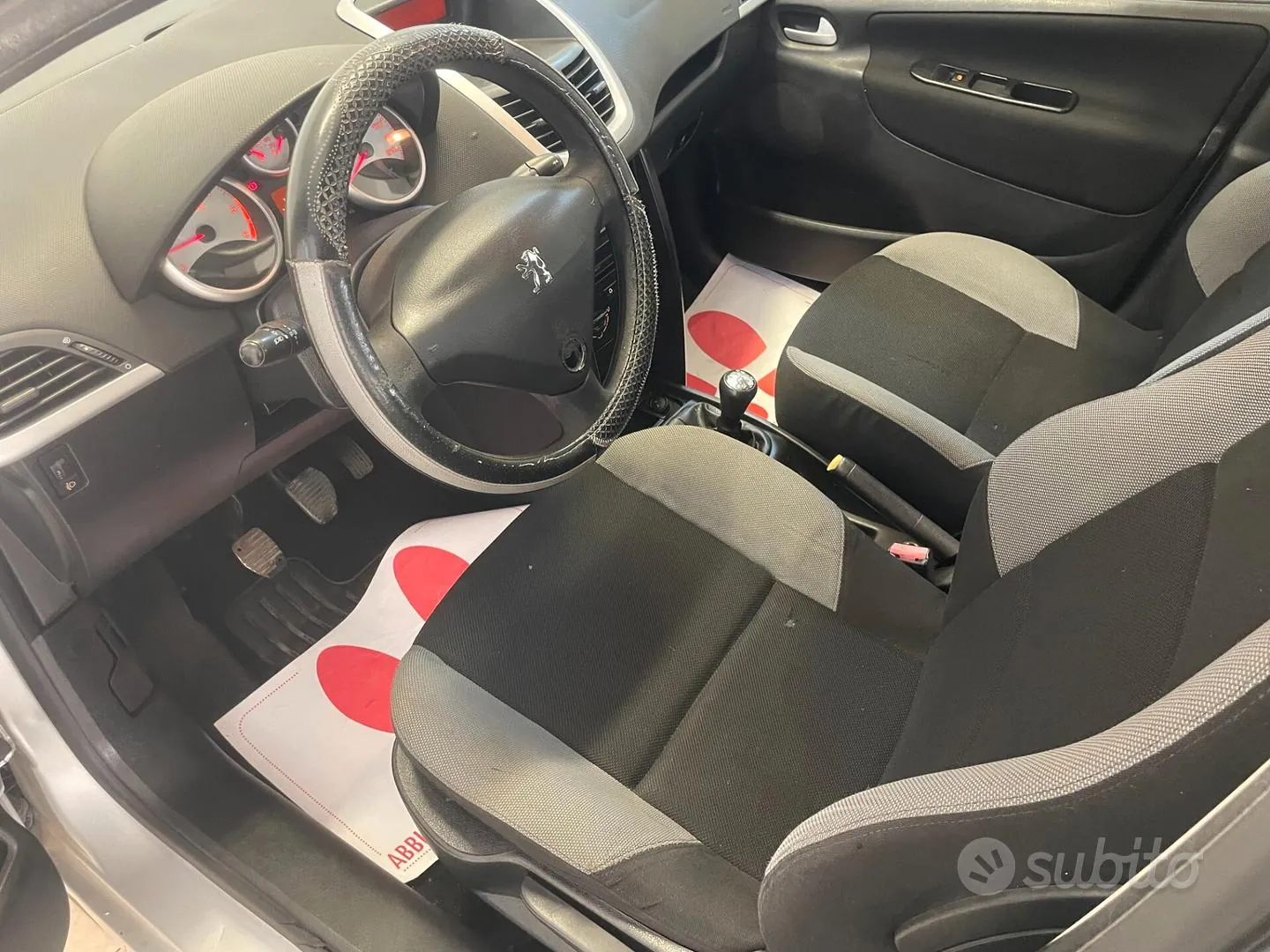 Peugeot 207 2007 photo 3