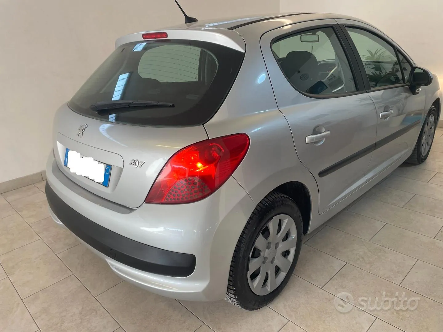 Peugeot 207 2007 photo 2