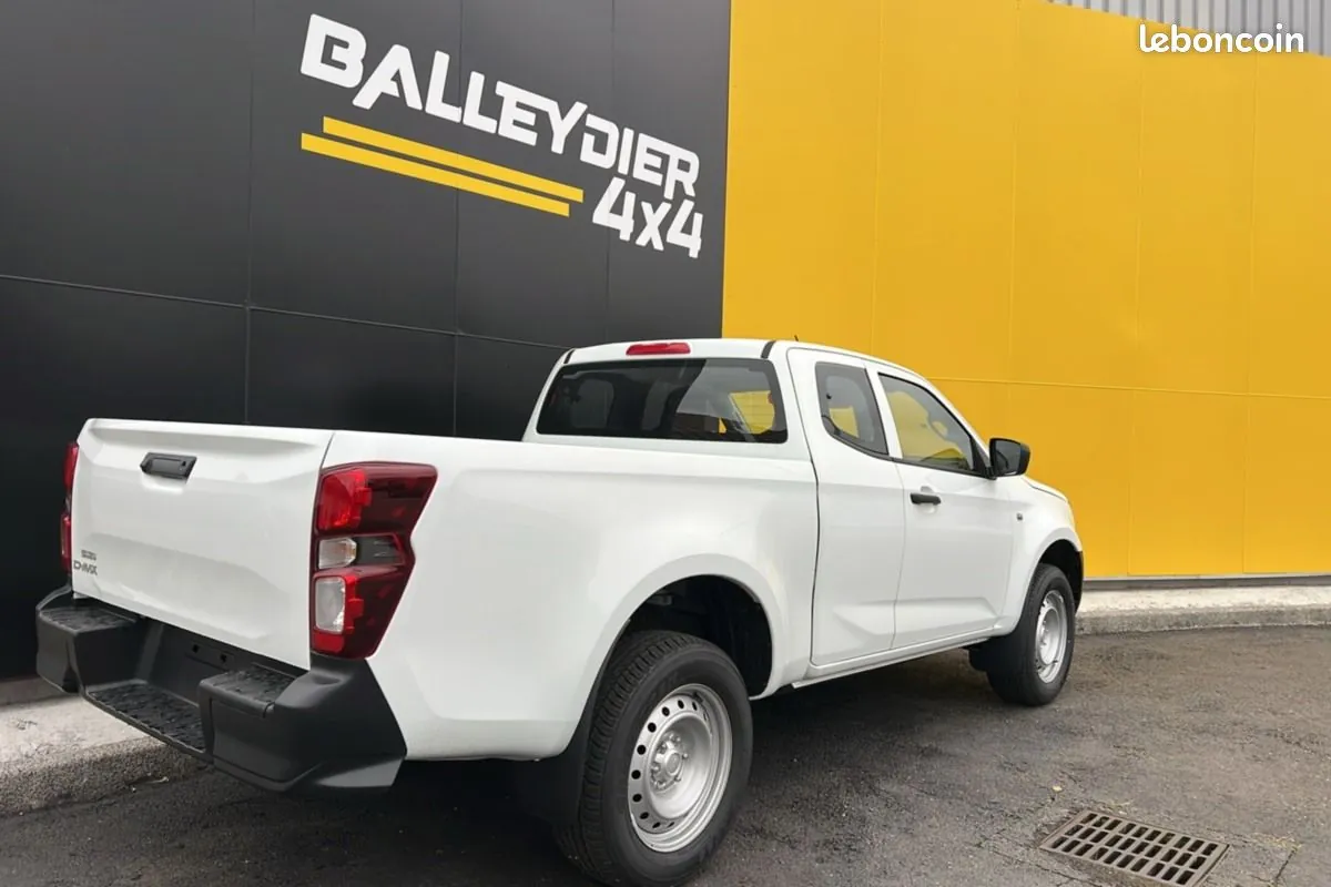 Isuzu D-Max 2025 photo 2