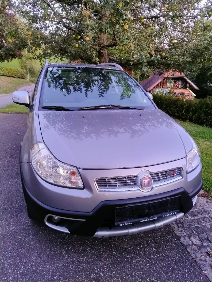 Fiat Sedici 2013 photo 2