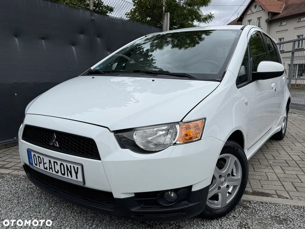 Mitsubishi Colt 2012 photo 2