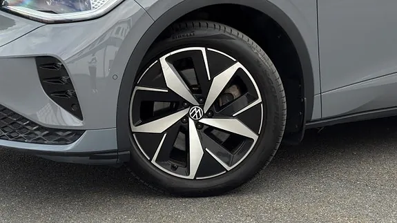 Volkswagen Id.5 2022 photo 3