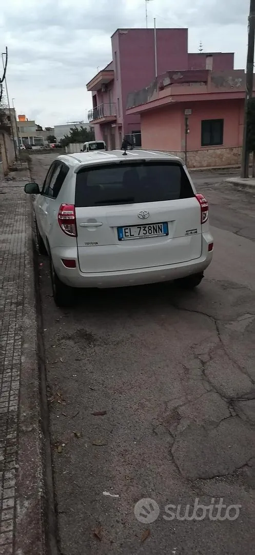 Toyota Rav4 2012 photo 3