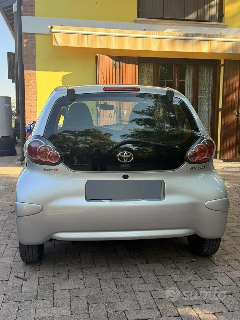 Toyota Aygo 2013 photo 3