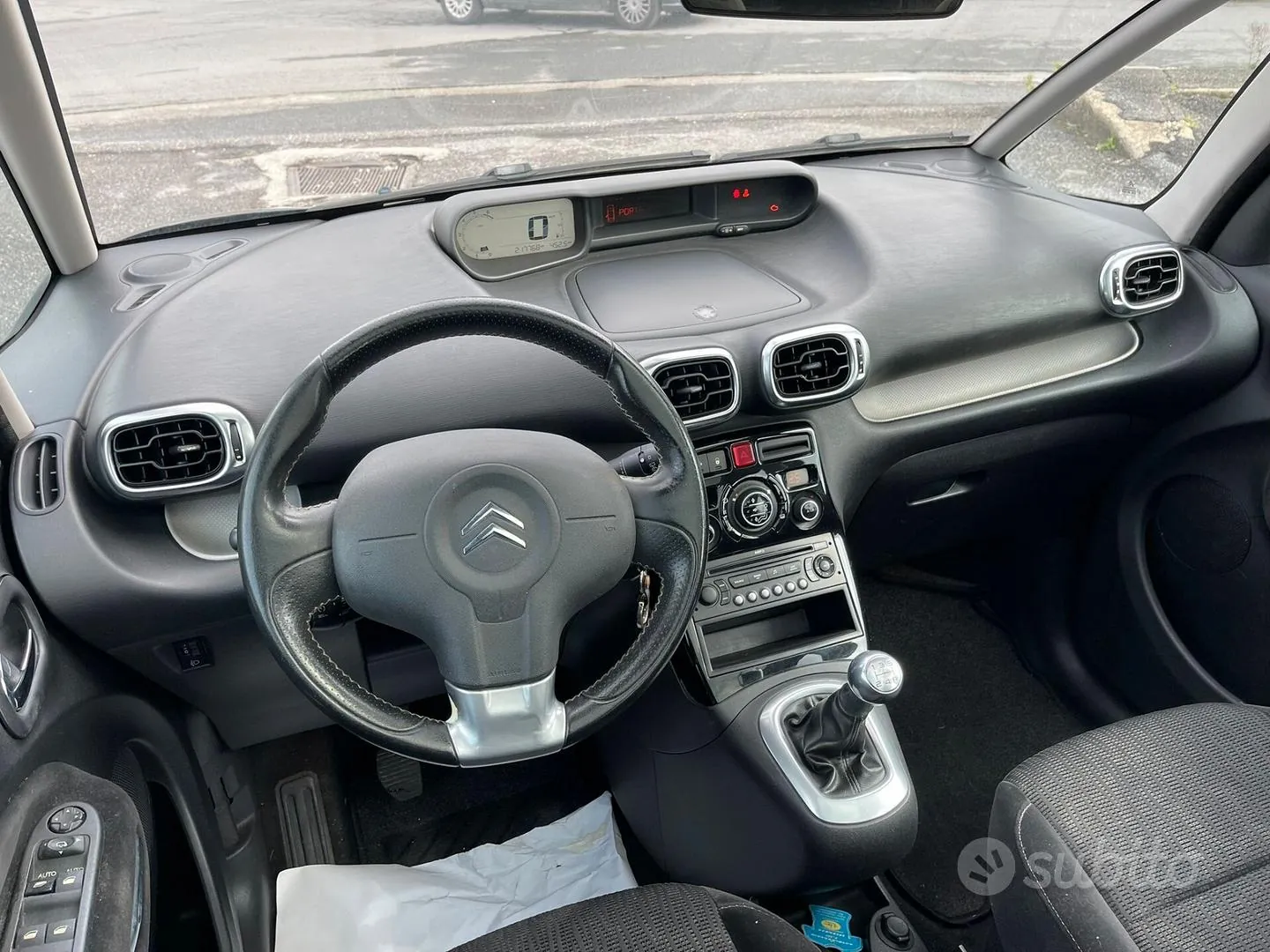 Citroen C3 Picasso 2009 photo 4