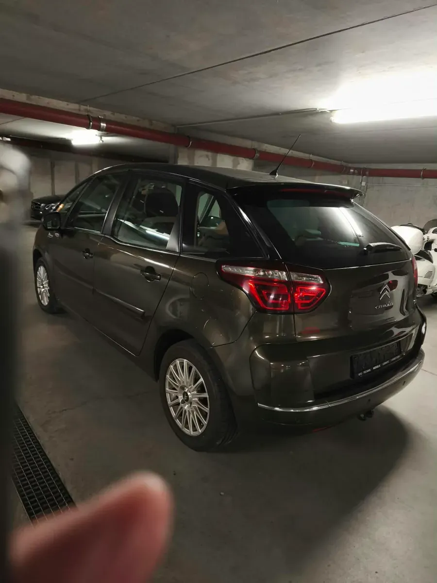 Citroen C4 Picasso 2013 photo 2