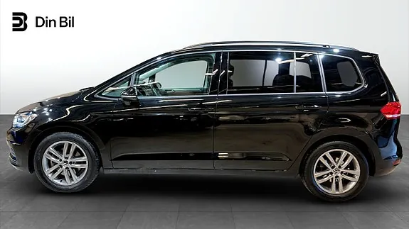 Volkswagen Touran 2025 photo 2