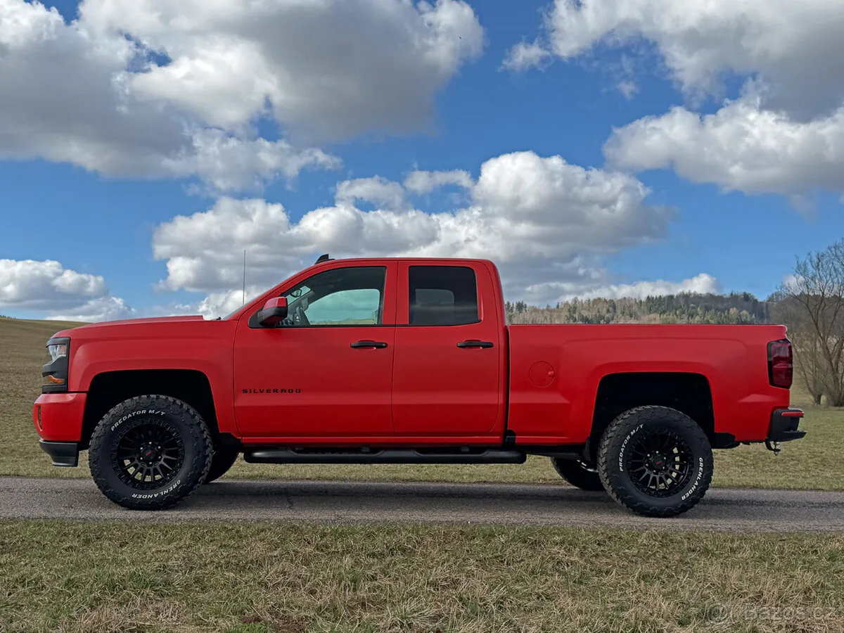Chevrolet Silverado 2019 photo 2
