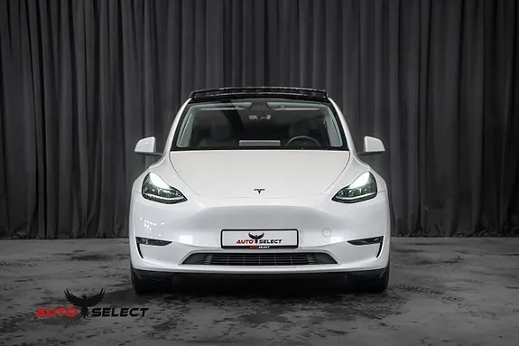Tesla Model Y 2023 photo 5