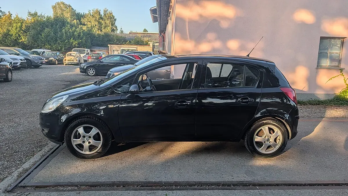 Opel Corsa 2009 photo 3
