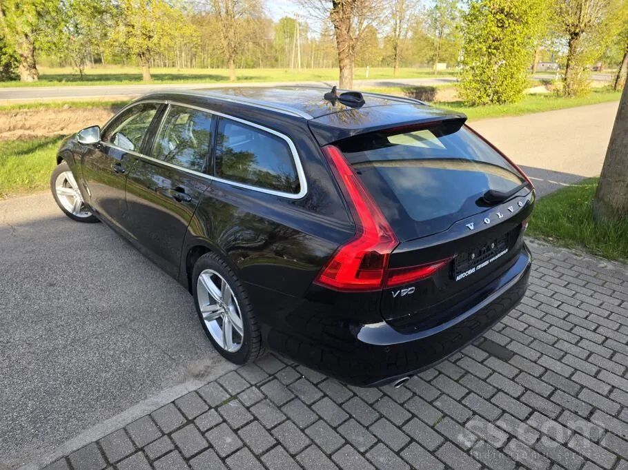 Volvo V90 2019 photo 2