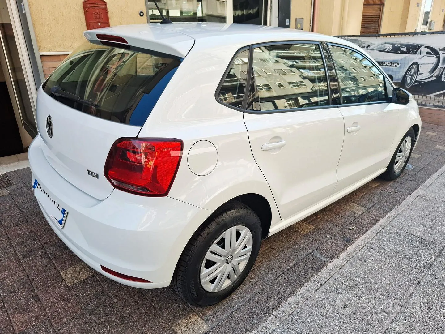 Volkswagen Polo 2017 photo 2