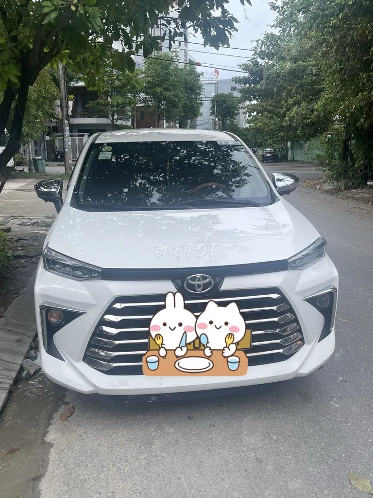 Toyota Avanza Premio